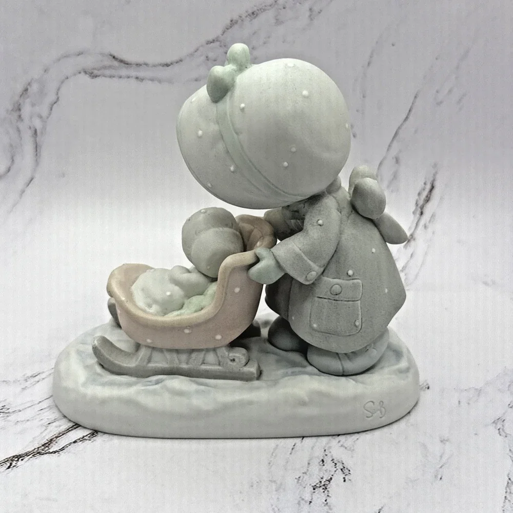 Precious Moments January Calendar Girl Winter Doll‎ In Sleigh Sled 1987 NEW
